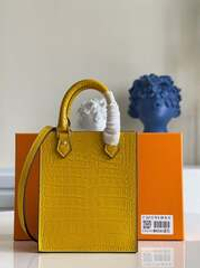 Louis Vuitton Petit Sac Plat