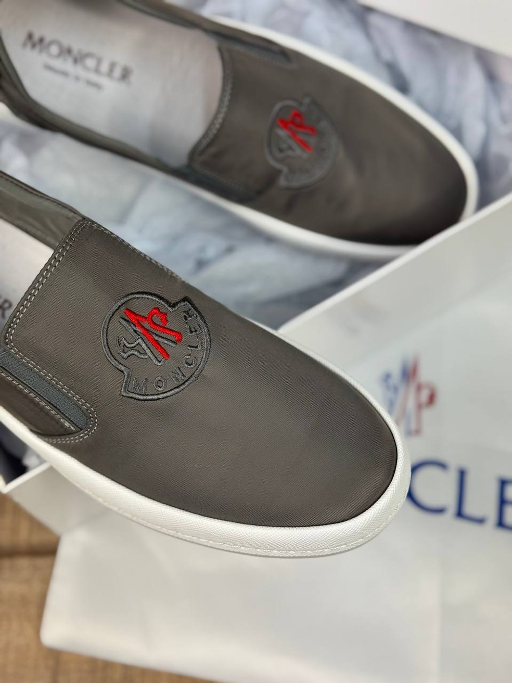 Слипоны Moncler