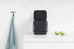 Brabantia Контейнер для мусора Sort & Go 3 л серый