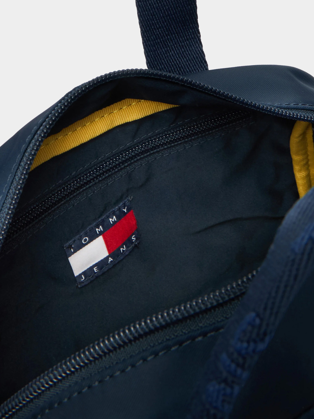 Сумка TOMMY JEANS ESS DAILY CROSSOVER