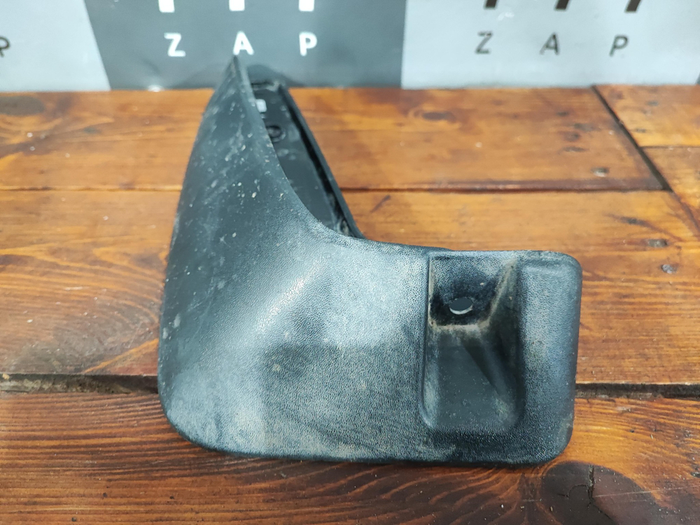 Брызговик задний левый Kia Sportage 4 (QL) 16-18 Б/У Оригинал 86841F1000