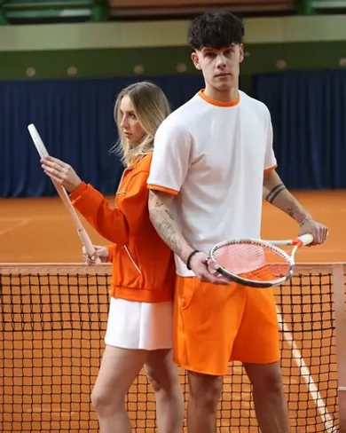 Создайте идеальный мужской образ на корте с BONIFIQUE, BABOLAT PURE STRIKE и кроссовками BABOLAT!
