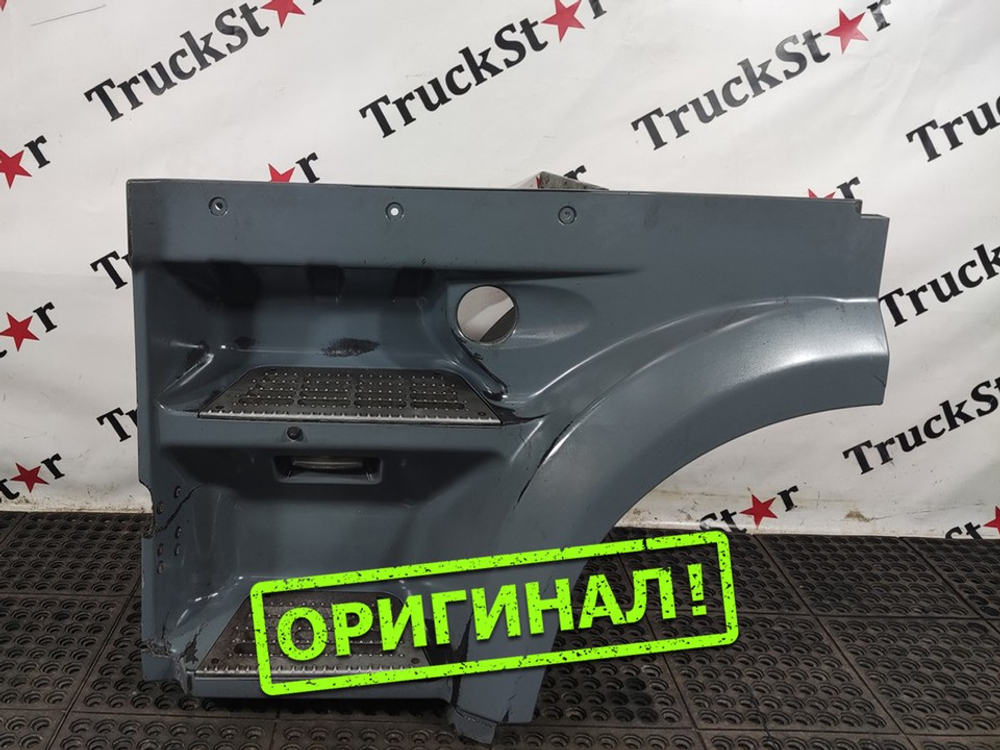 Корпус подножек левый 2018г.