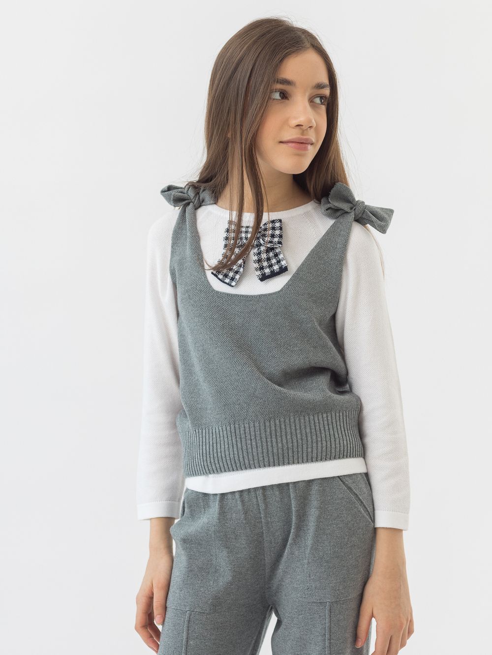 Жилет серый для девочки арт. АТ931