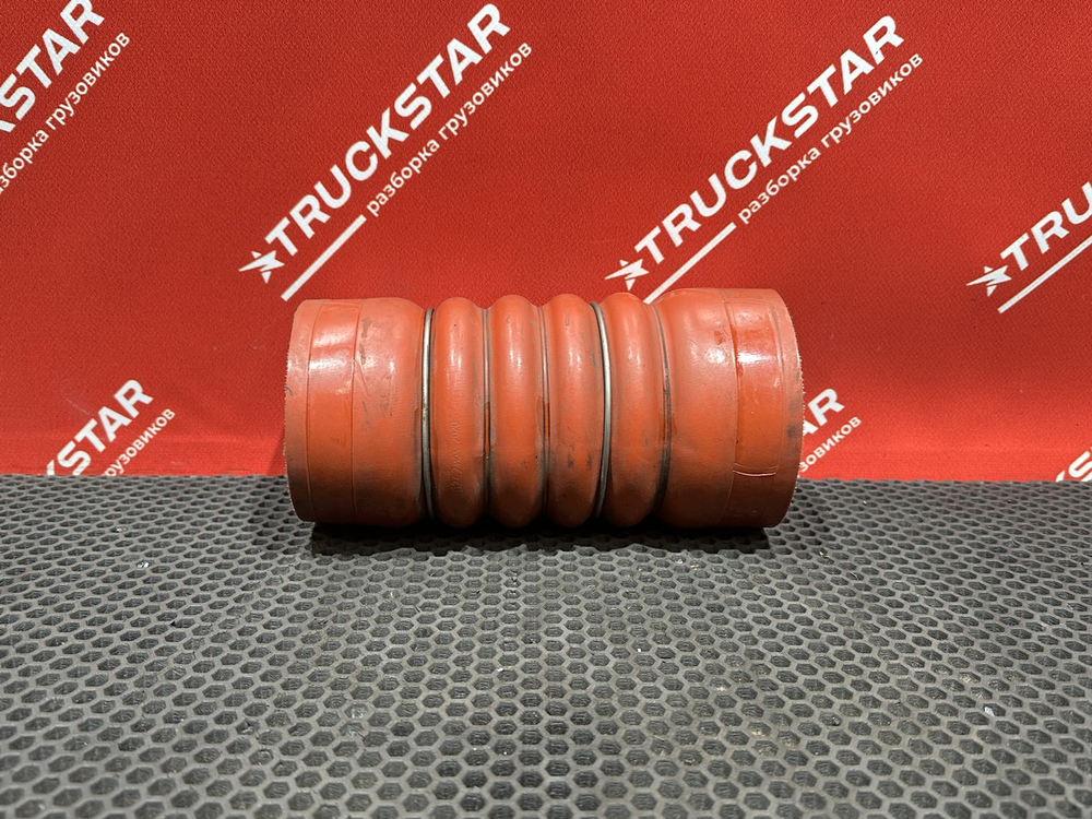 Патрубок интеркулера