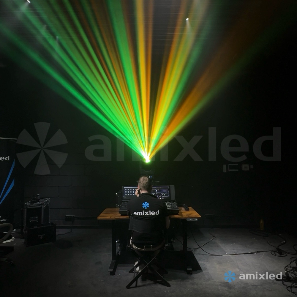 Световой прибор Amixled QUADRO BEAM