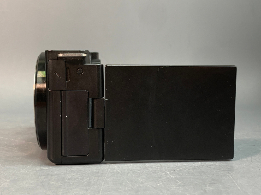 Sony ZV-E10 Kit 16-50mm 12739 Кадров