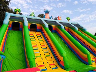 Коммерческий надувной батут «Дракончики», 16x11x8.5