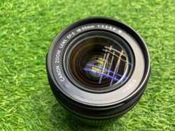 Canon 1200D kit 18-55mm 3.5-5.6 III 64.100 кадров