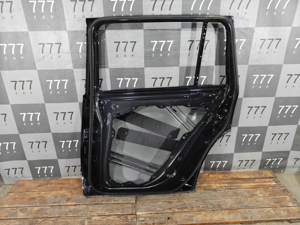 Дверь задняя правая Mercedes GLS (X167) 19-нв Б/У Оригинал A1677303801