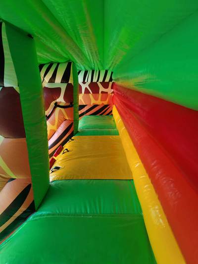 Коммерческий надувной батут «Сафари Ультра», 12*6*7 м.