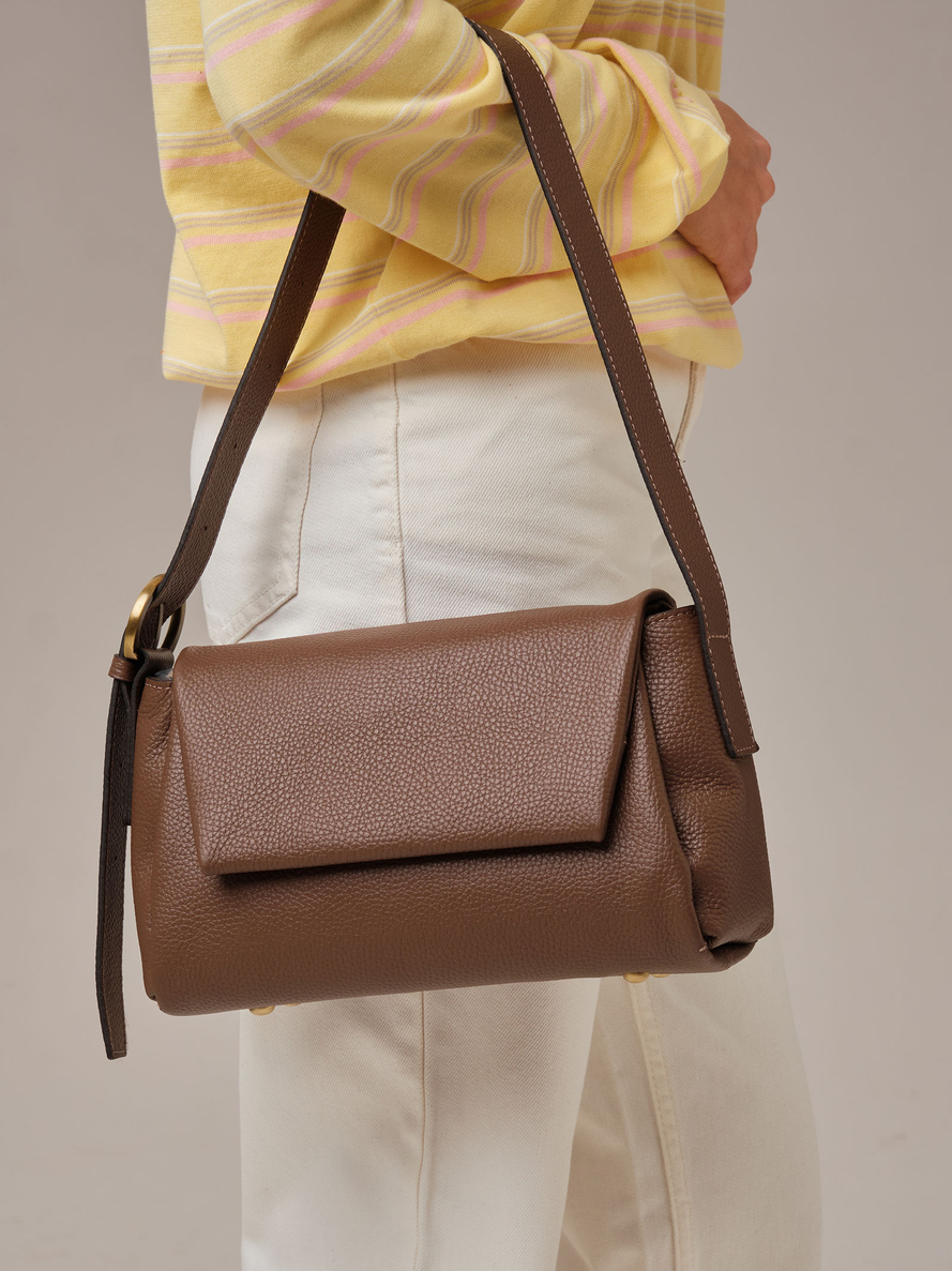 Кожаная сумка Nova DBR 31391 коричневый какао