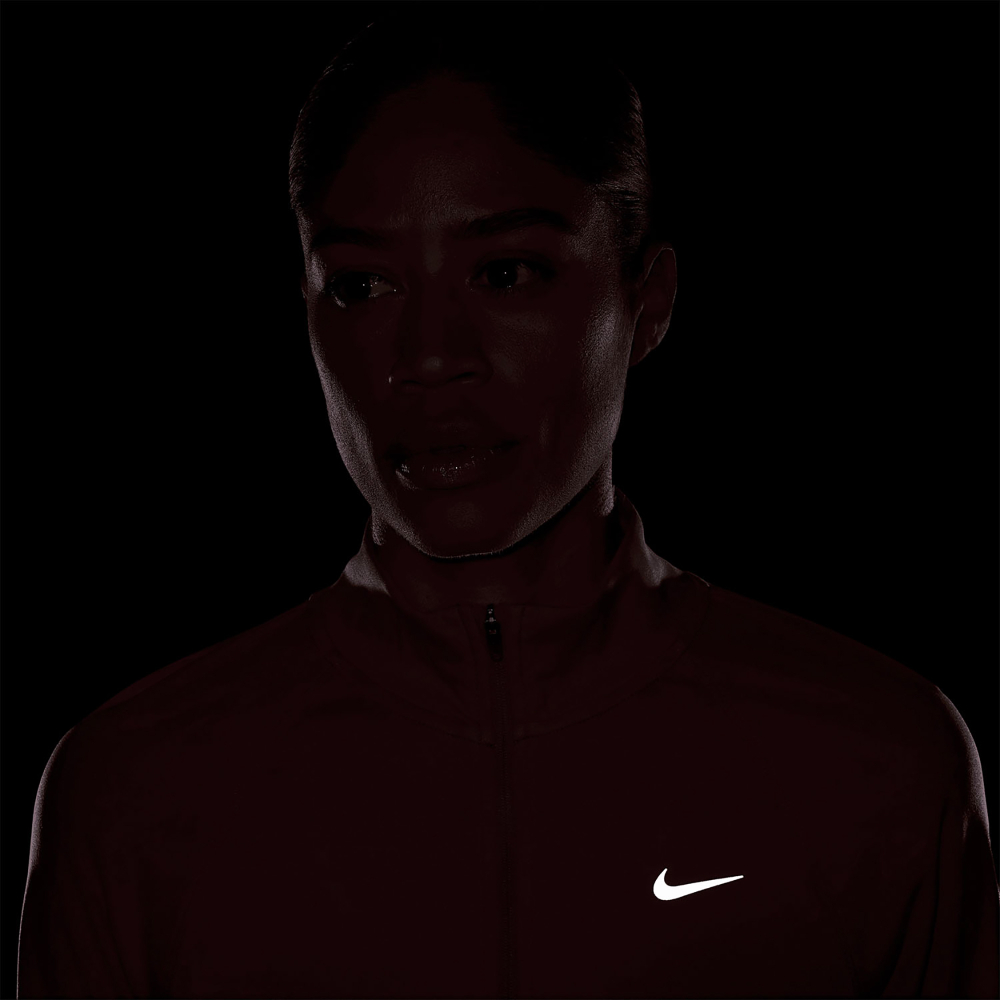 HV2852-666 Футболка беговая Nike Tempo Dri-fit Hz Tp W