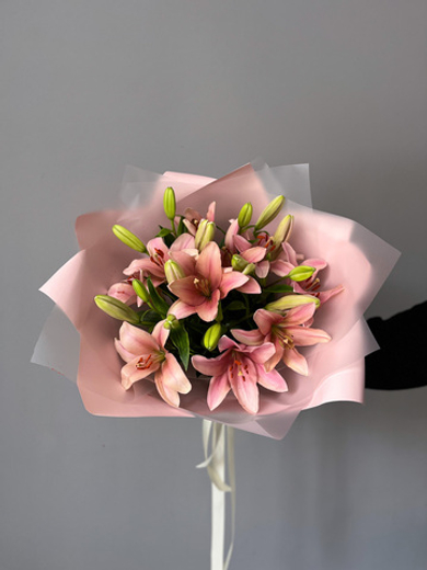 Монобукет лилий