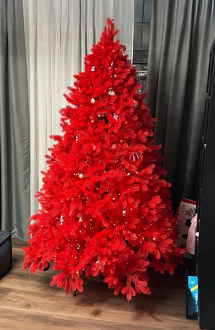 Искусственная елка «Королева леса в Красном» (литая хвоя) от 1,2 м до 3 м