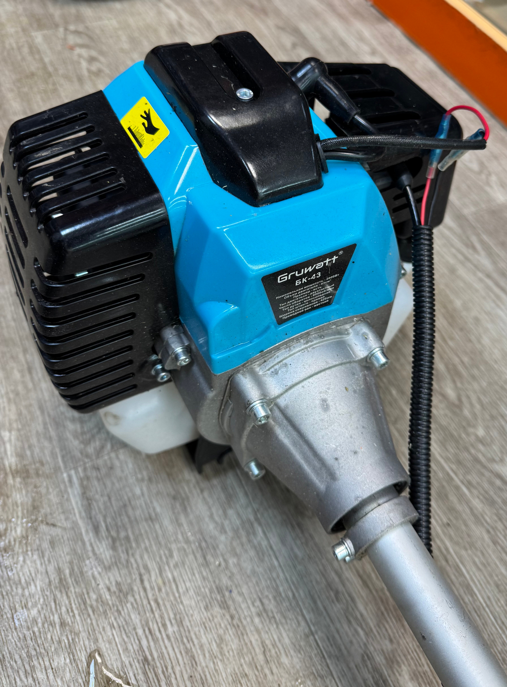 Триммер бензиновый GRUWATT БК-43