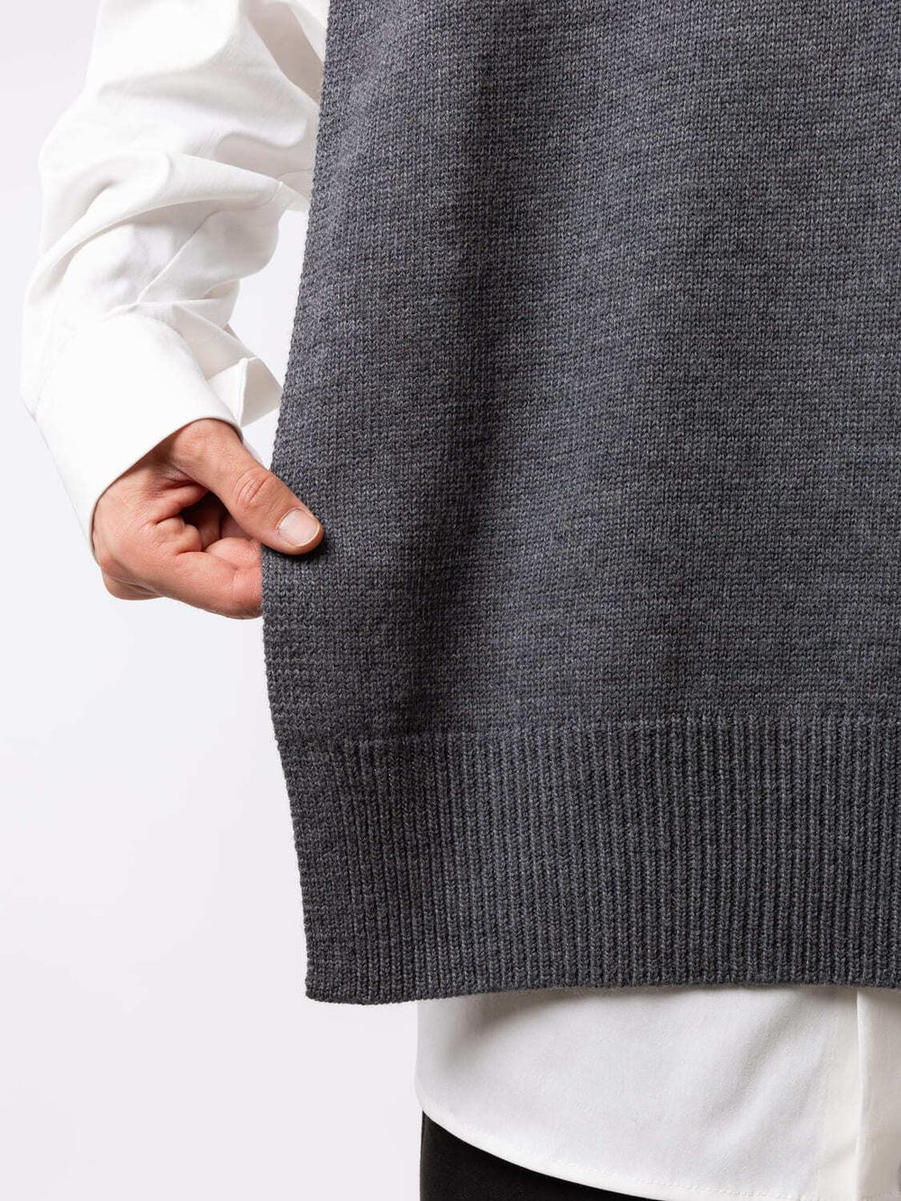 Пончо Dryg вязаное из мериноса серое