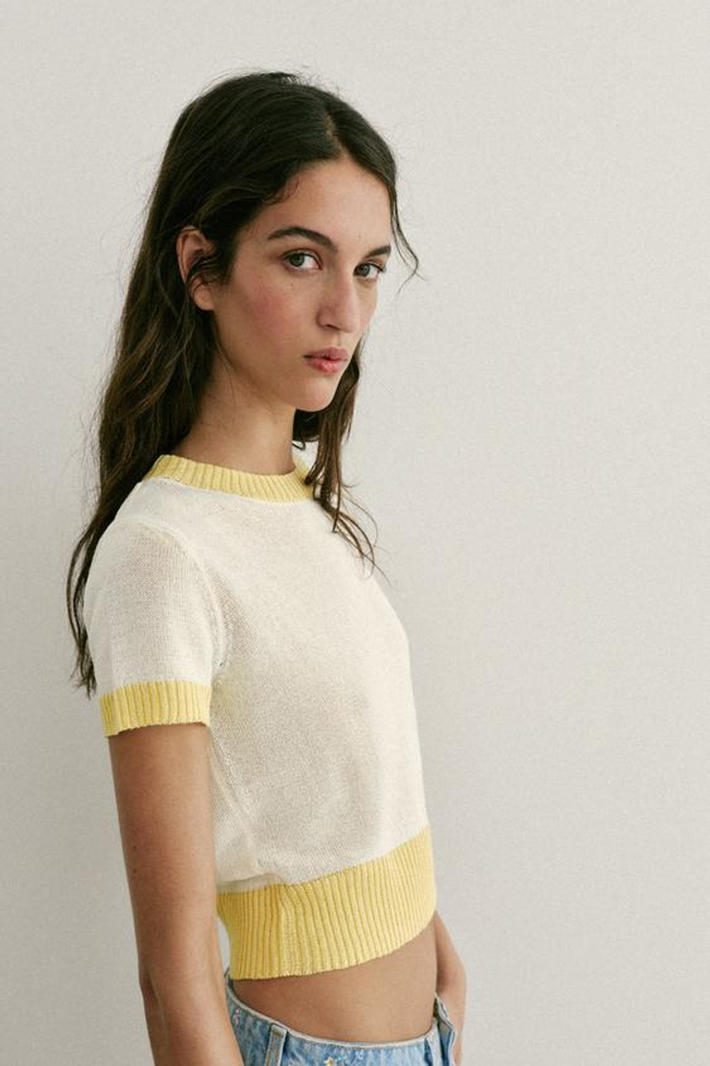 ZARA ТРИКОТАЖНЫЙ ТОП С КОРОТКИМ РУКАВОМ, РАЗНОЦВЕТНЫЙ