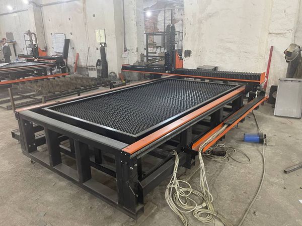 Cutrich HeadLiner 3015T с водоналивным столом + труборез Sidetec 3-630 (г.Белореченск, Краснодарский край)