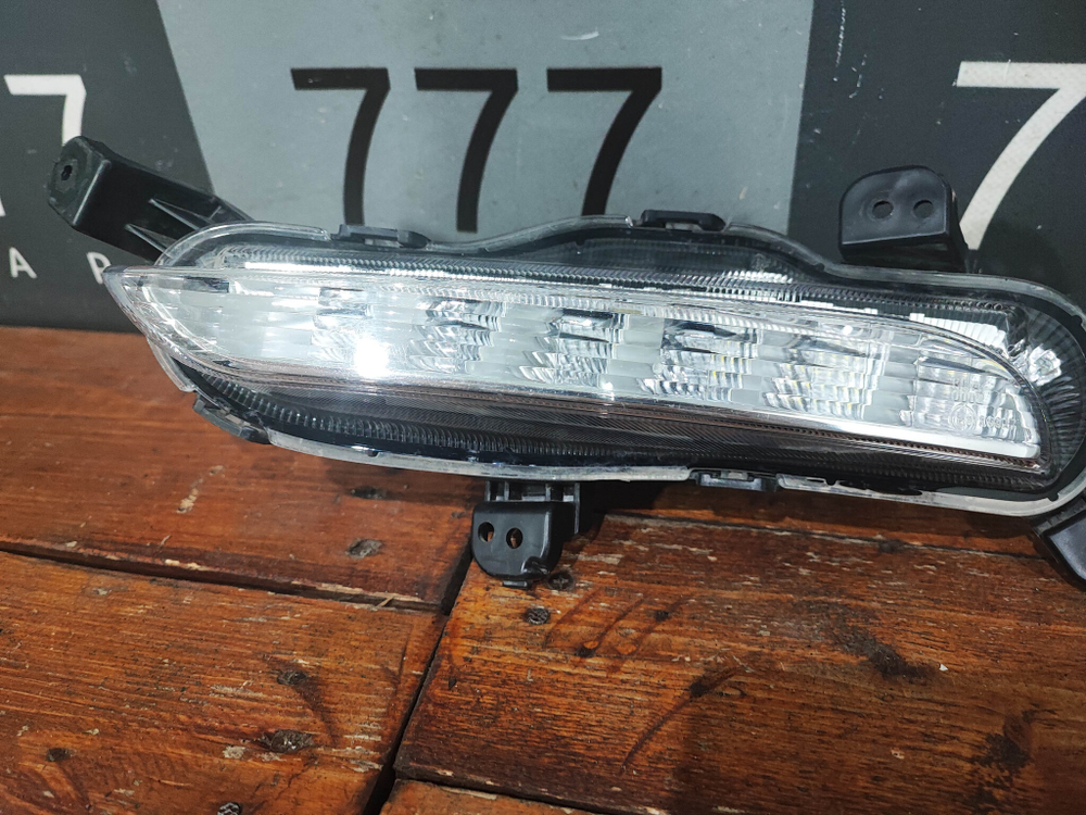 ДХО левый Kia Rio 4 (FB) 17-20 Б/У Оригинал 92207H0100