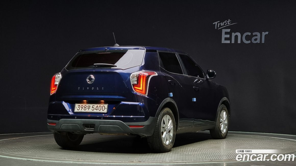 KG Mobility (Ssangyong) Very New Tivoli Дизель 1.6 2WD (12.2019)