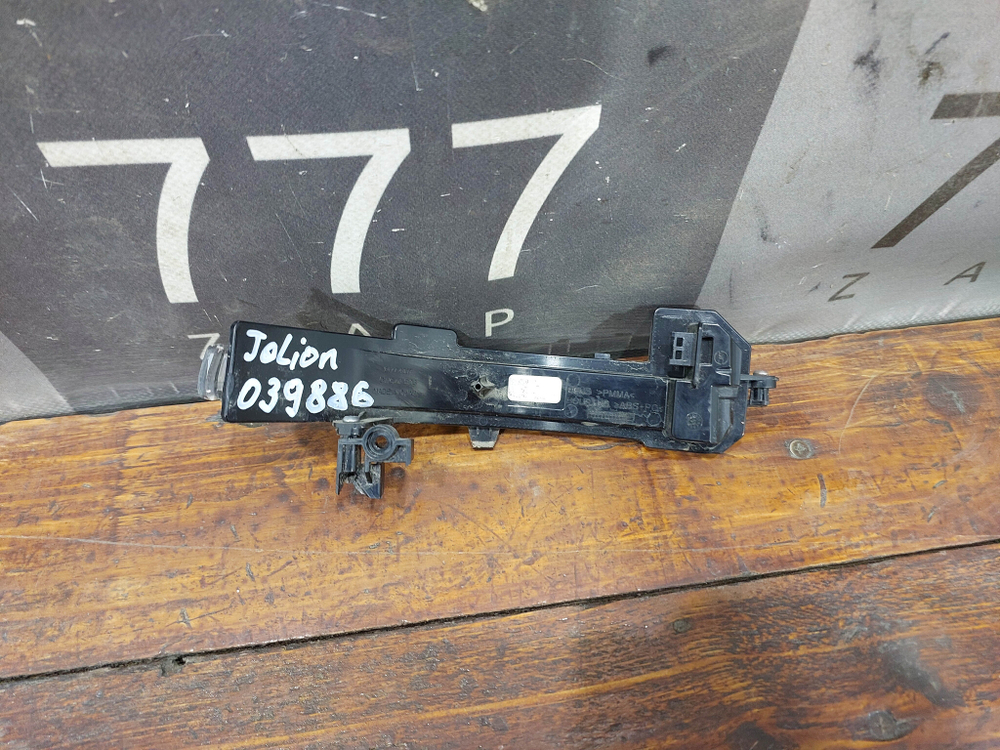 Повторитель поворота в зеркало левый Haval Jolion 21-нв Б/У Оригинал 24774007GWCZXD03