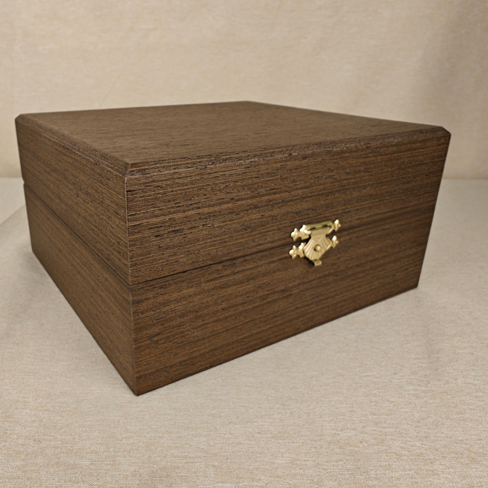 Подстаканник латунный "Москва" в футляре