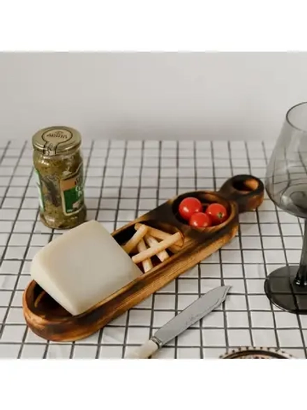 Деревянная менажница для подачи из кедра