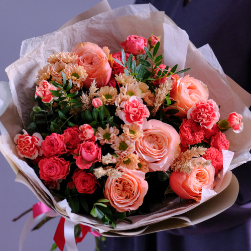 Купить Нежный букет с пионовидными розами #998
