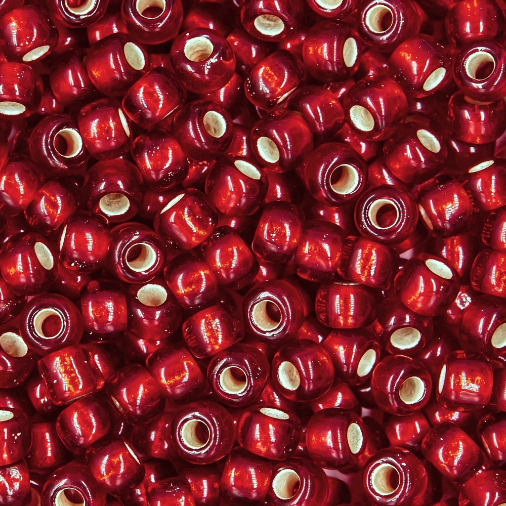 Японский бисер TOHO Round 8/0 (№25CF), с внутренним серебрением, прозрачный матовый