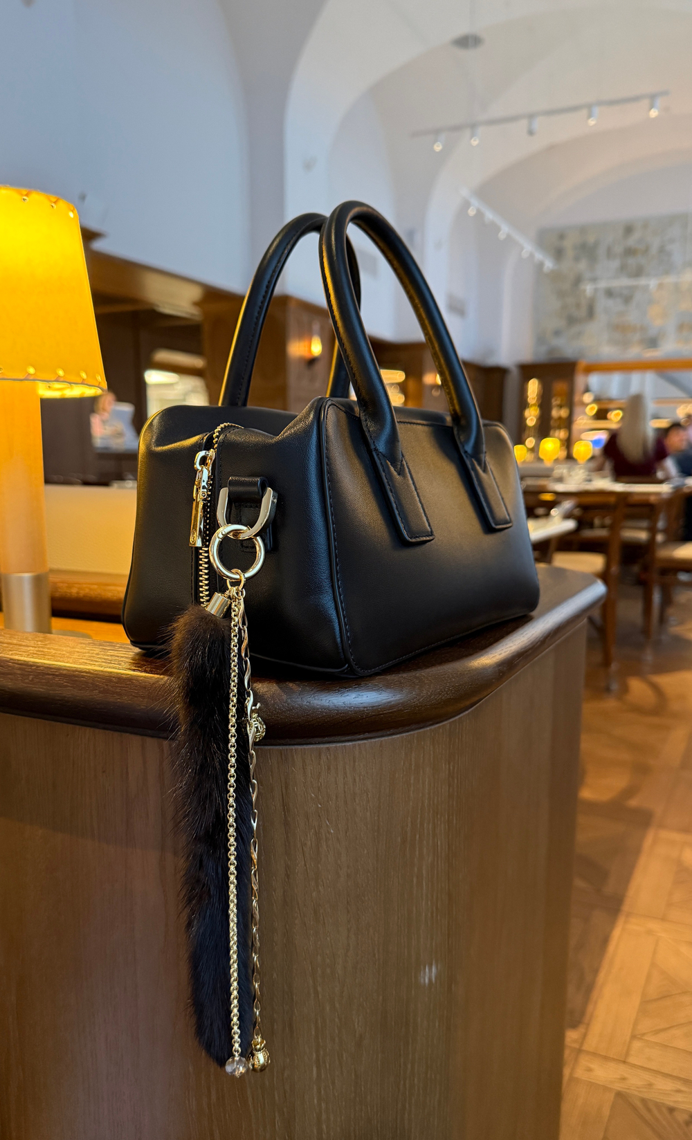 Обвес на сумку хвостик