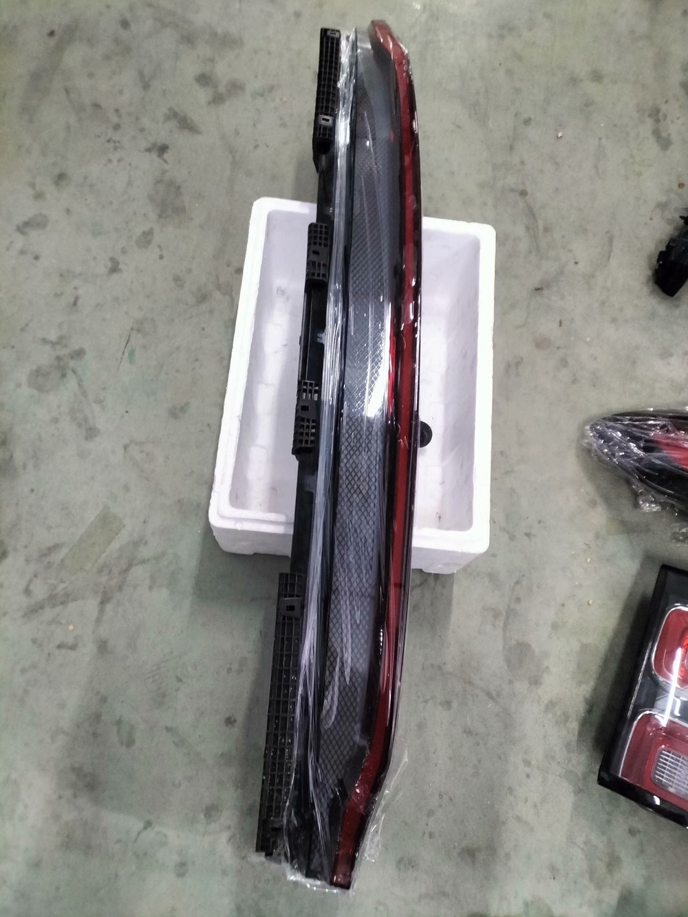 Задние фонари Im LS7 оригинал