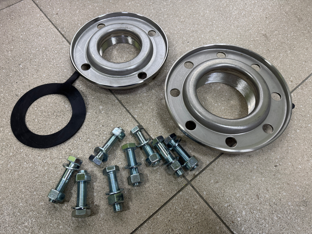 Комплект фланцев: входной (диаметр 100мм) /выходной (диаметр 80мм) для насосов "LEO" моделей XZS100-80-125/40, XZS100-80-125/55, XZS100-80-125/75, XZS100-80-160/92, XZS100-80-160/110