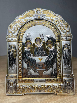 Св. Троица, икона арочная с рамкой, белое дерево 206х270
