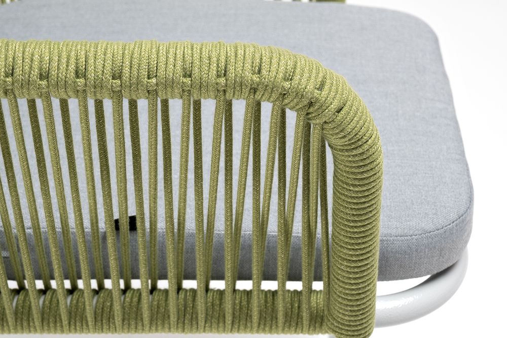 "Лион" стул плетеный из роупа, каркас из стали светло-серый (RAL7035) муар, роуп салатовый меланж круглый, ткань светло-серая