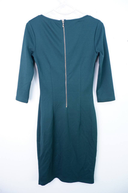 Платье Dika офисное, маркировка XS, визуально на 42 размер