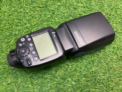 Canon Speedlite 600EX-RT