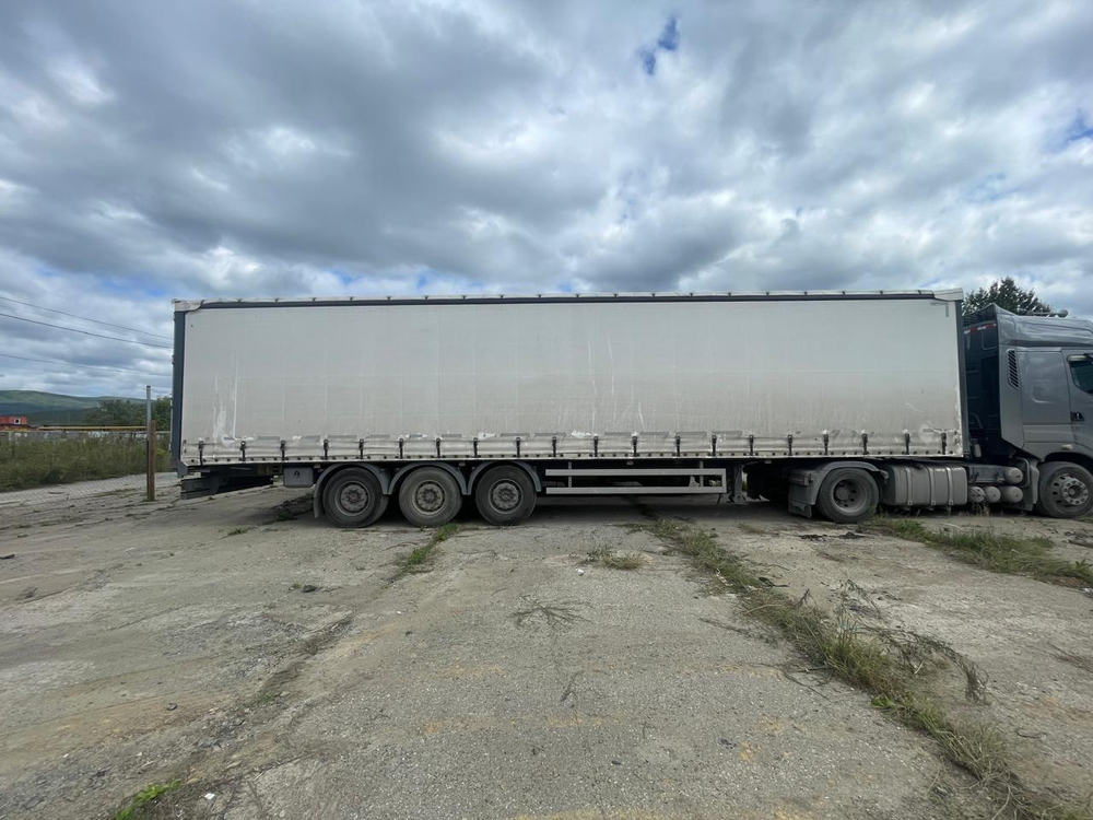 UAT SCFG* Полуприцеп Бортовой/Шторный SCFG-9226.01 (Шторный)