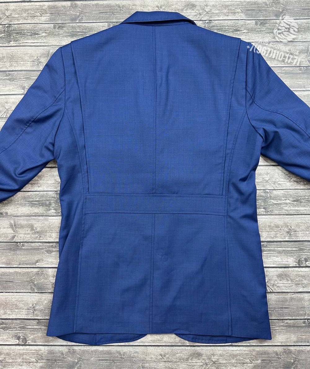 Классический костюм Kiton