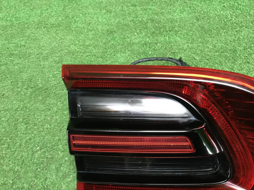 Фонарь левый внутренний Porsche Macan 95b (14-18)
