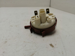 CDI9P50-40 ктп13 Датчик уровня воды для посудомоечной машины Candy 760051 б/у
