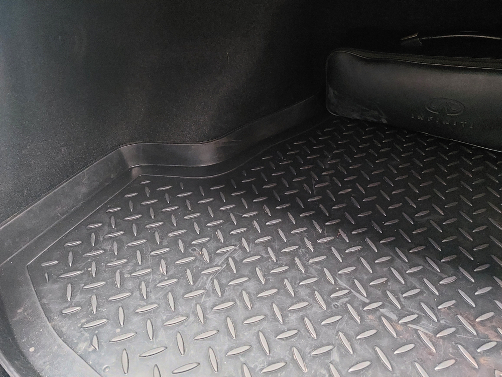 Резиновый коврик багажника Infiniti G25 G35 G37