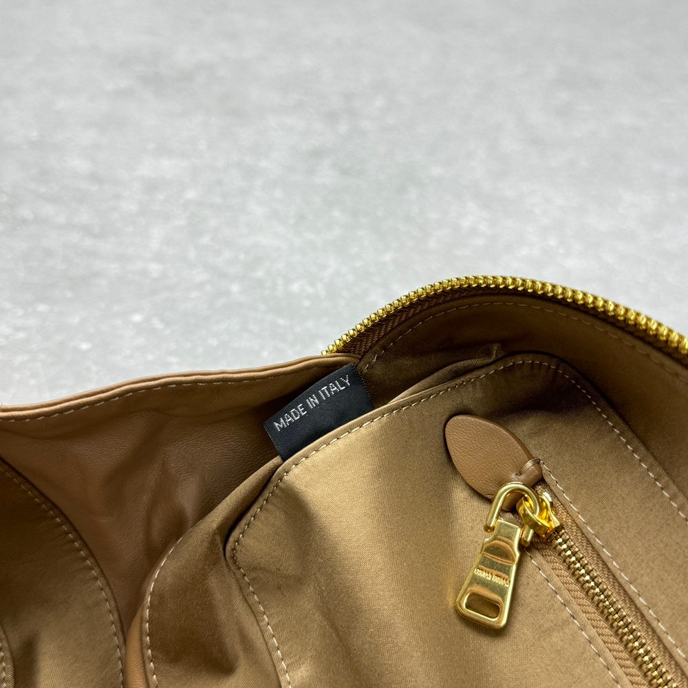 Miu Miu Arcadie Bag M 27 cm