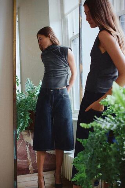 ZARA ДЖИНСОВЫЕ ШОРТЫ-БЕРМУДЫ TRF СО СРЕДНЕЙ ПОСАДКОЙ, ТЕМНЫЙ ИНДИГО