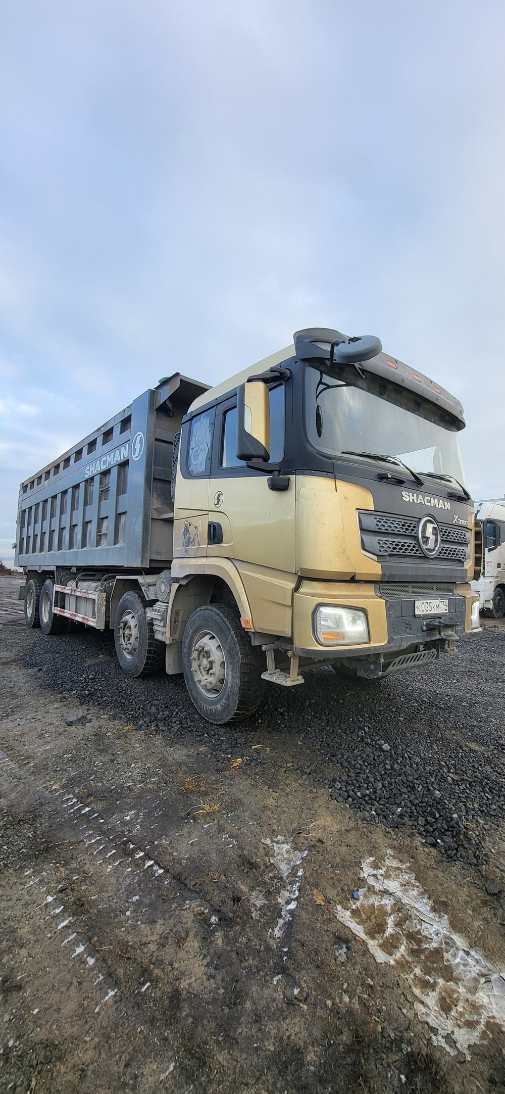 Shacman (Shaanxi) SX* 8x4 Самосвал SX331863366 (Дизельный, 12,5 л, 544 л.с., МТ)