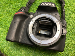 Nikon D3200 kit DX 18-55mm 3.5-5.6G VR 7500 кадров