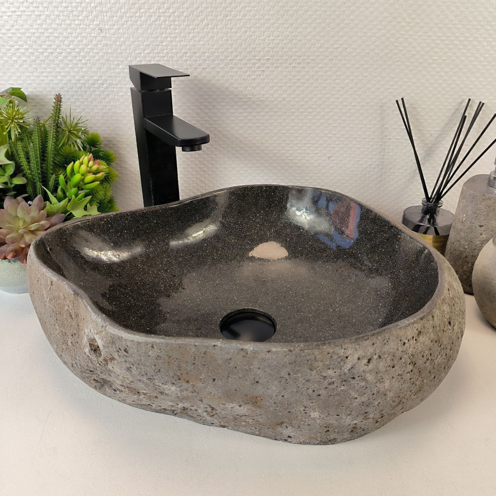 Раковина из речного камня RS-65375 48*38*14 0861