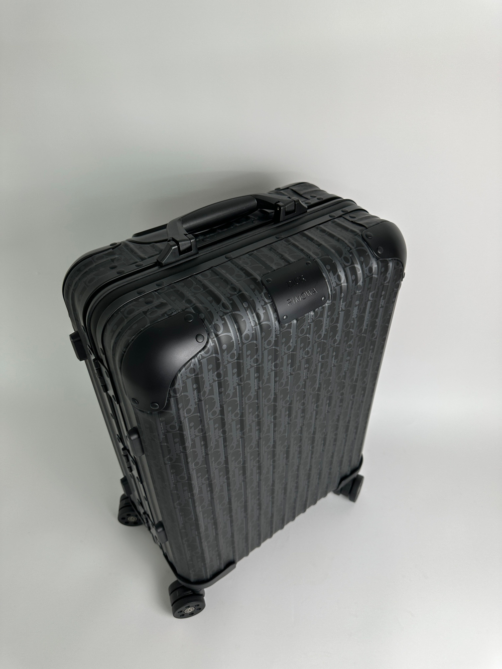 Чемодан для ручной клади Dior and Rimowa