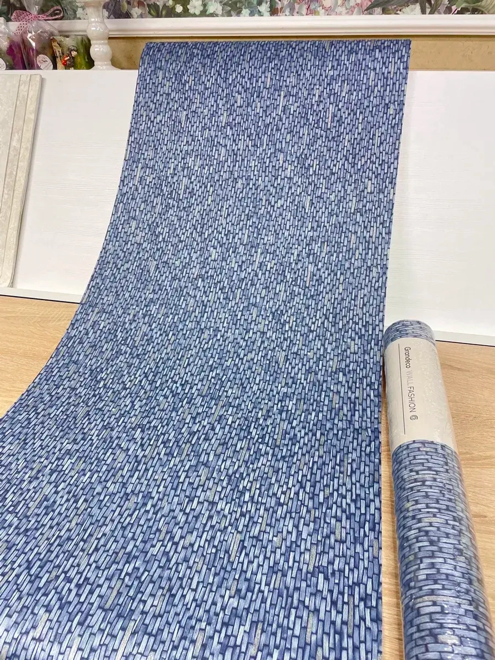 Обои флизелиновые CE 1207 Aurora 2022 Бельгия