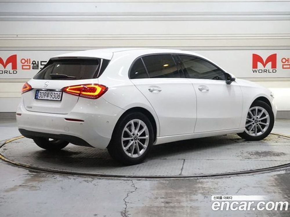 Mercedes-Benz A-Class W177 A220 Hatchback (04.2020)